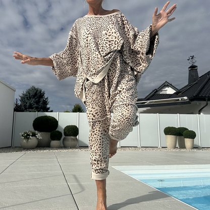 ⏳Time-limited Special⏰Women's Leopard Print Top & Pants 2-Piece Set